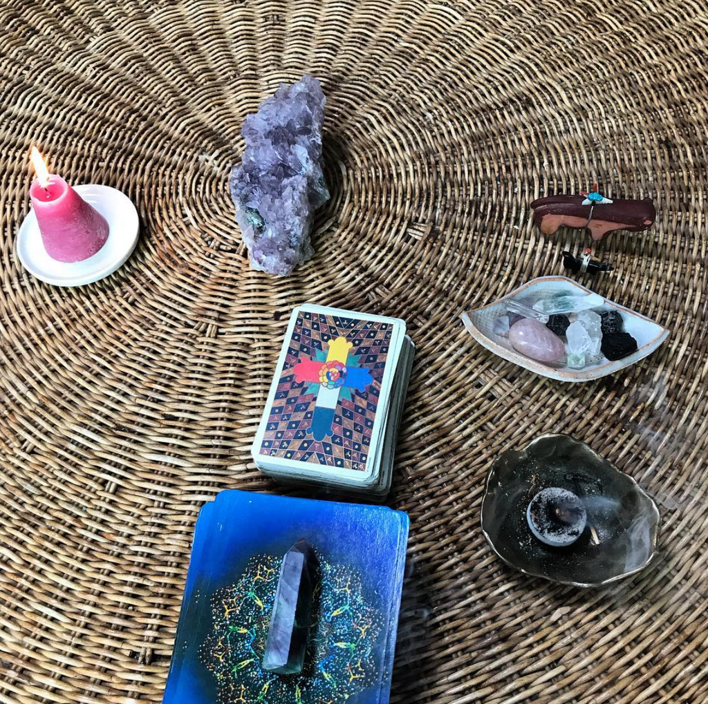 Tarot & Astrology Readings - Saturdays at The House of Woo!